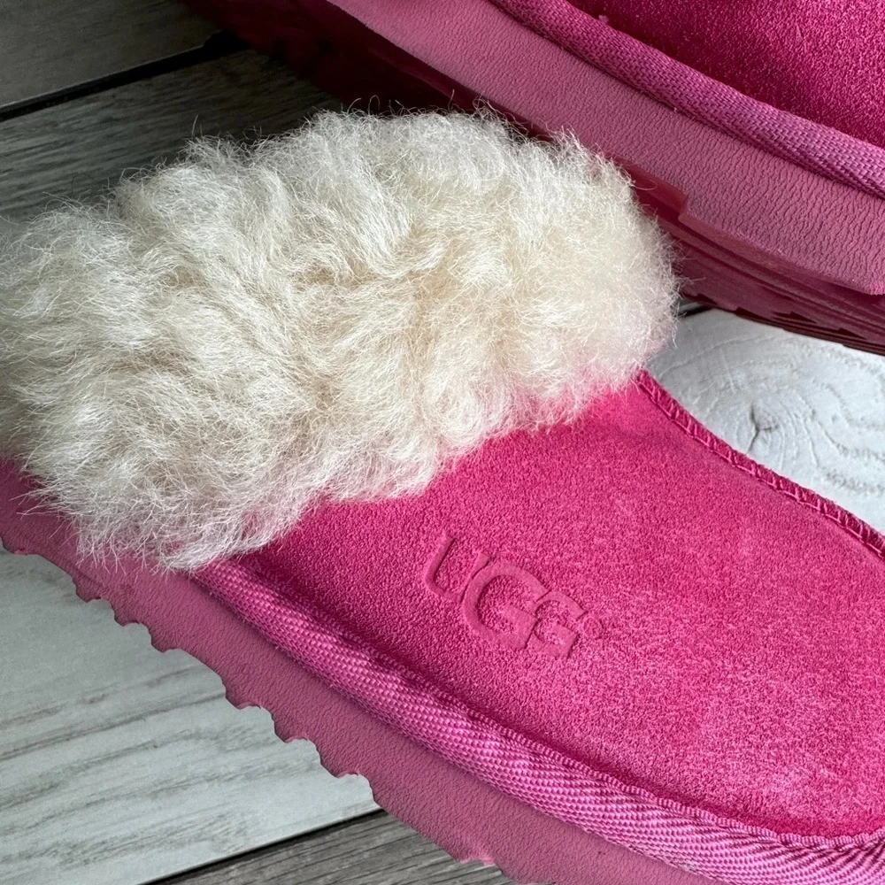 Ugg Big Kids Cozy Pink Azalea Suede Slip On Slippers